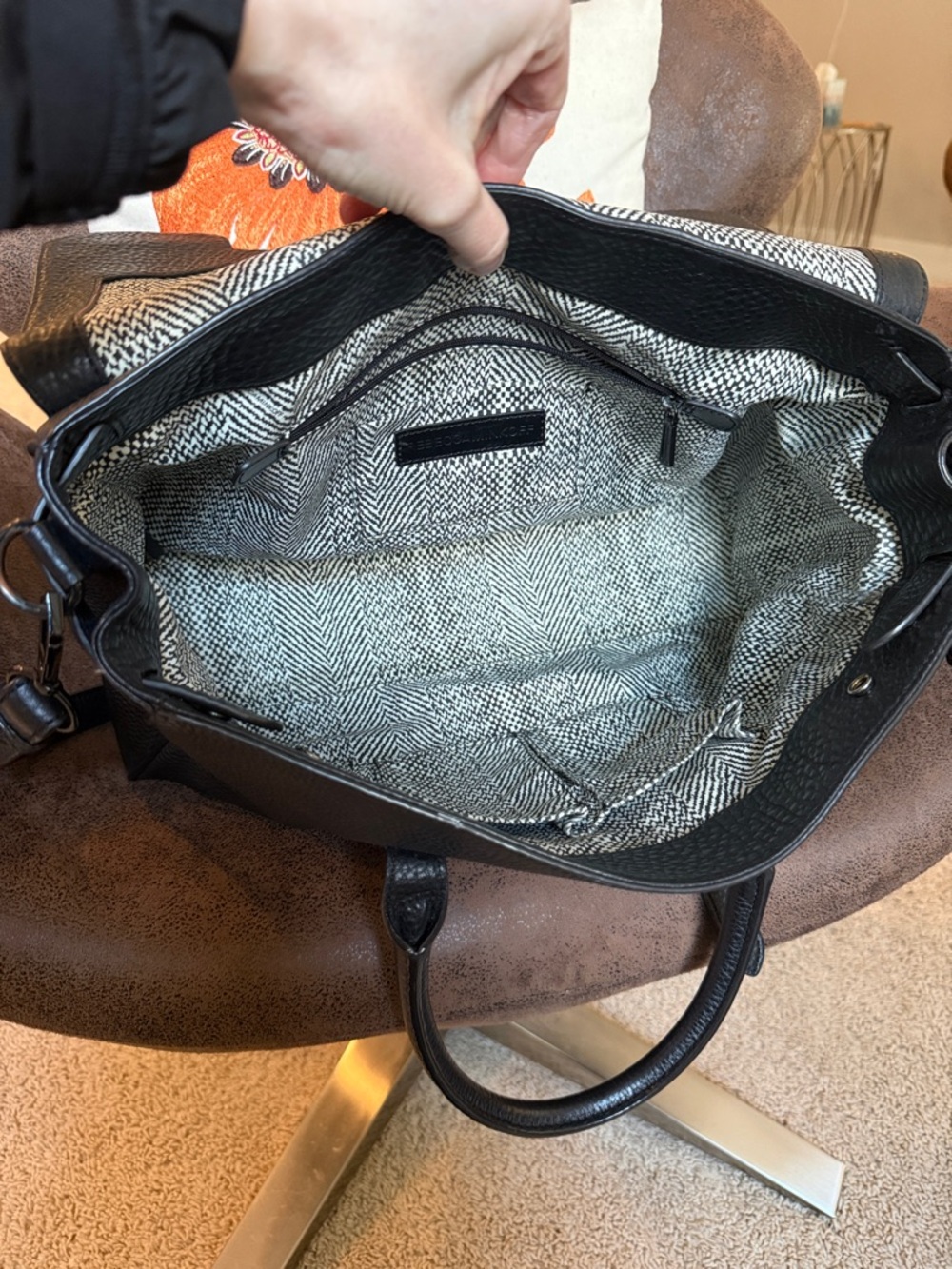 REBECCA MINKOFF SATCHEL BAG  JULES BLK ON BLK LEATHER & HARDWARE w/STRAP EUC - Picture 13 of 17